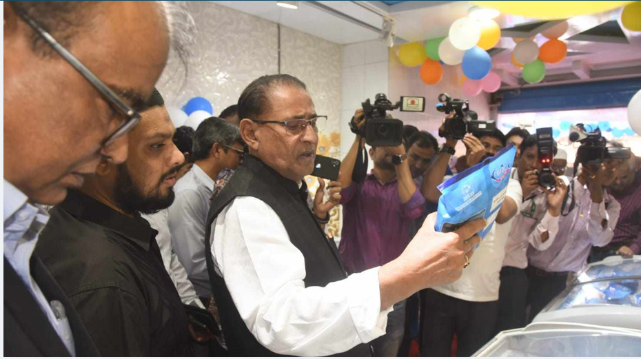 রেডি টু কুক ফিশ কার্যক্রমের উদ্বোধন করলেন প্রাণিসম্পদ মন্ত্রী