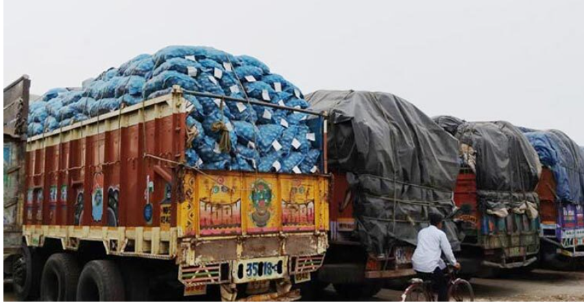 বেনাপোল বন্দর দিয়ে এলো ৪০০ মেট্রিক টন আলু