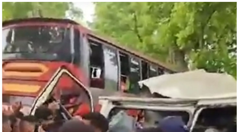 গোপালগঞ্জে বাস-মাইক্রোবাস সংঘর্ষে নিহত ৫