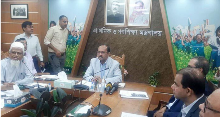 প্রাথমিক শিক্ষক নিয়োগ তৃতীয় ধাপের পরীক্ষা ২৯ মার্চ, জুলাইয়ের মধ্যে নিয়োগ