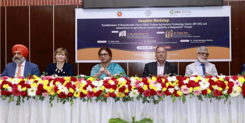 গবেষণায় আরো জোর দিতে বললেন কৃষিমন্ত্রী