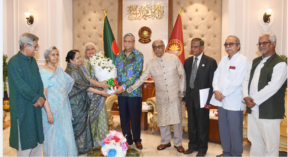 রাষ্ট্রপতির সঙ্গে ঘাতক দালাল নির্মূল কমিটির প্রতিনিধিদলের সাক্ষৎ