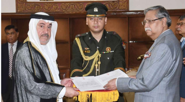 রাষ্ট্রপতির কাছে পর্তুগাল ও বাহরাইনের রাষ্ট্রদূতের পরিচয়পত্র পেশ