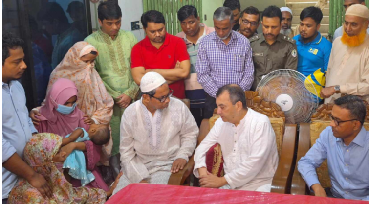 নিহত বন কর্মকর্তার পরিবারকে ১৫ লাখ টাকা সহায়তা