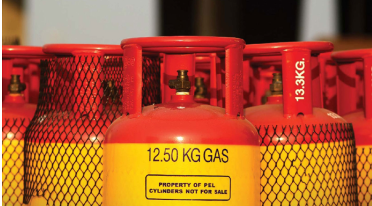 ১২ কেজি এলপিজির দাম কমলো ৪৯ টাকা