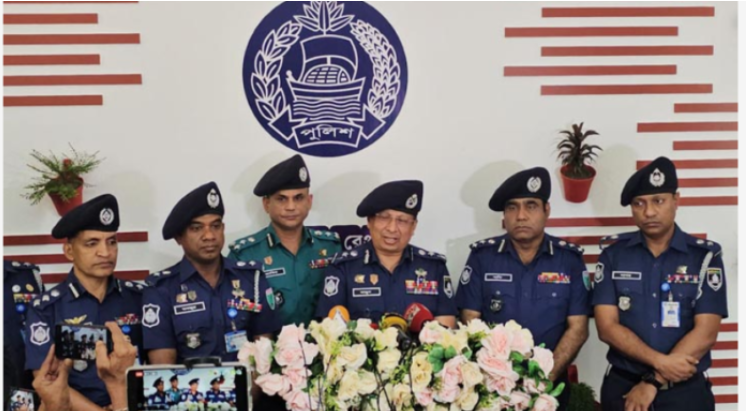 বিদেশ যাত্রার নিষেধাজ্ঞার নির্দেশনা পেলে ব্যবস্থা: আইজিপি