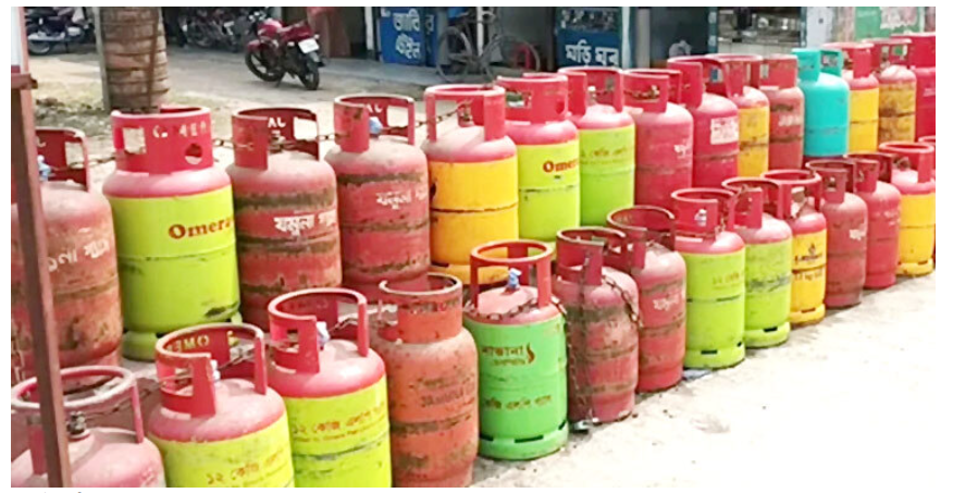 বাড়লো এলপিজির দাম
