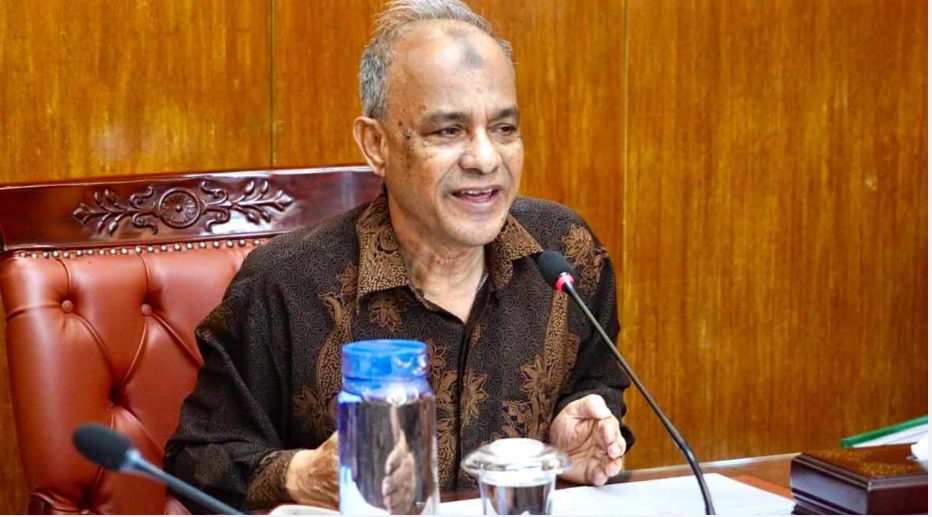 বিজয় দিবস ঘিরে নিরাপত্তা ঝুঁকি নেই : স্বরাষ্ট্র উপদেষ্টা