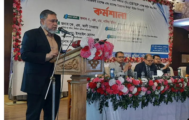 এবার কারও পক্ষ নিয়ে কাজ করলে অসুবিধা হবে : কর্মকর্তাদের সিইসি