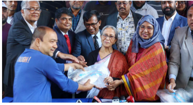 সরাসরি ইলিশ বিক্রি করলে দাম কমানো সম্ভব: মৎস্য উপদেষ্টা