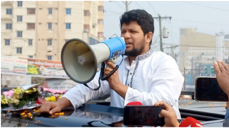 আ’লীগ ফেরত এলে ফ্যাসিবাদ আবার ফেরত আসবে: উপদেষ্টা মাহফুজ