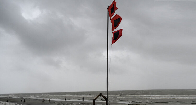 ঢাকাসহ ৯ অঞ্চলে ঝোড়ো বৃষ্টির আভাস, নদীবন্দরে সতর্ক সংকেত
