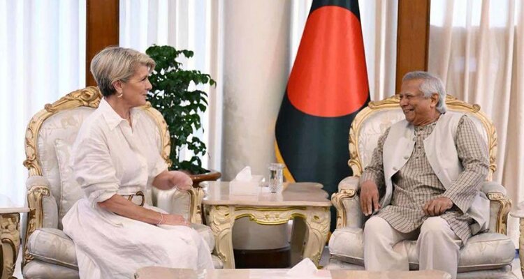 প্রধান উপদেষ্টার সঙ্গে জুলি বিশপের সাক্ষাৎ