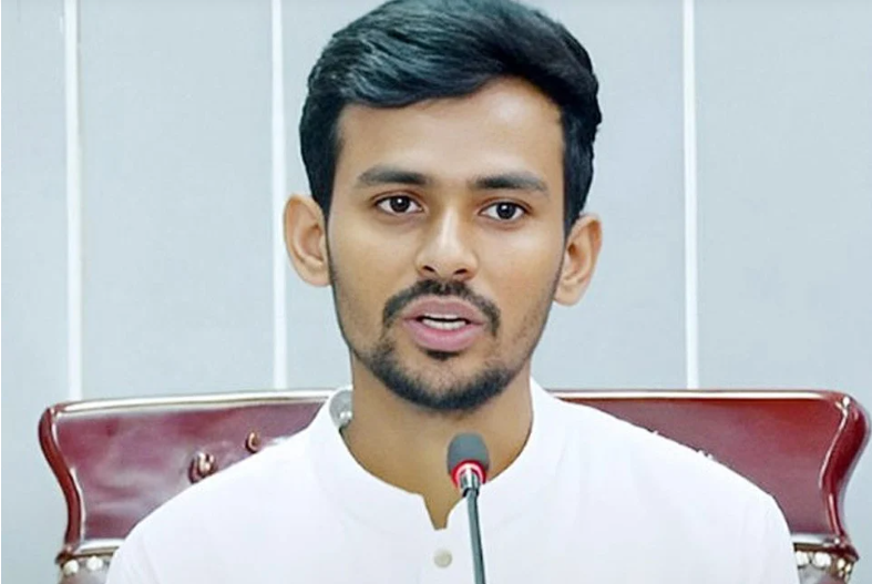 মানুষ চায় না আওয়ামী লীগ কোনোভাবে ফিরে আসুক : আসিফ মাহমুদ