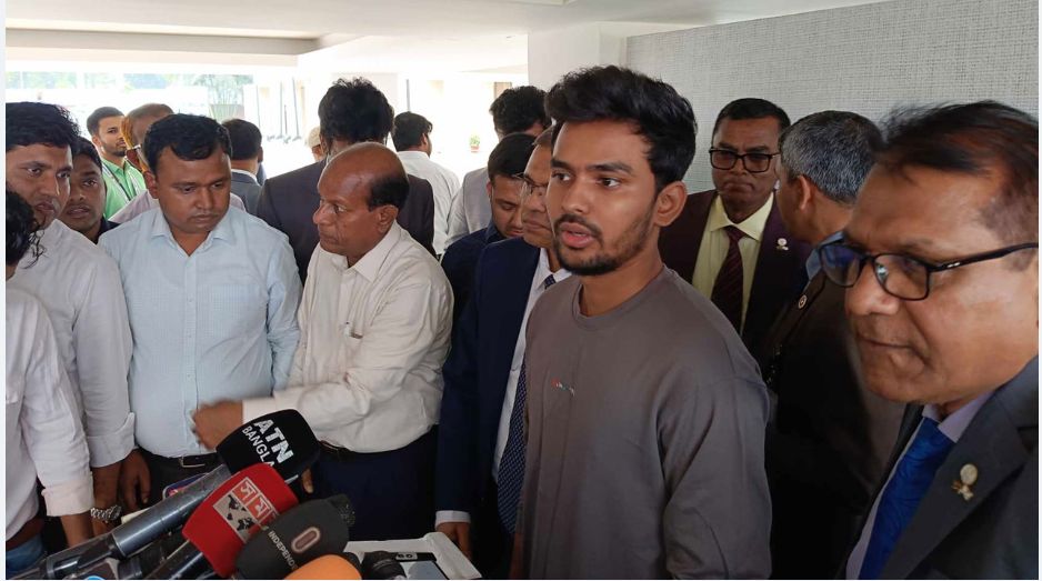 ‘অতিরিক্ত চাপ’ থেকে ডিসিরাও আগে স্থানীয় সরকার নির্বাচন চায়