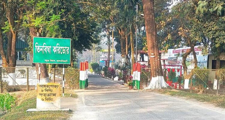 দহগ্রাম সীমান্তে ফের কাঁটাতারের বেড়া দিচ্ছে বিএসএফ, বাধা বিজিবির