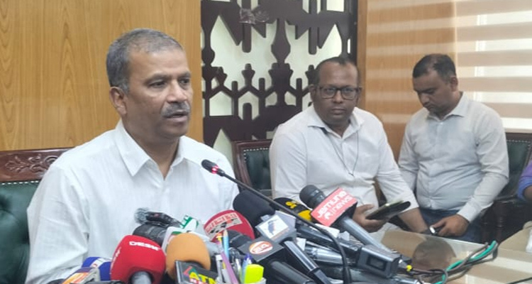 শুক্রবার থেকে বন্ধ হচ্ছে পর্ন ওয়েবসাইট: আইন উপদেষ্টা