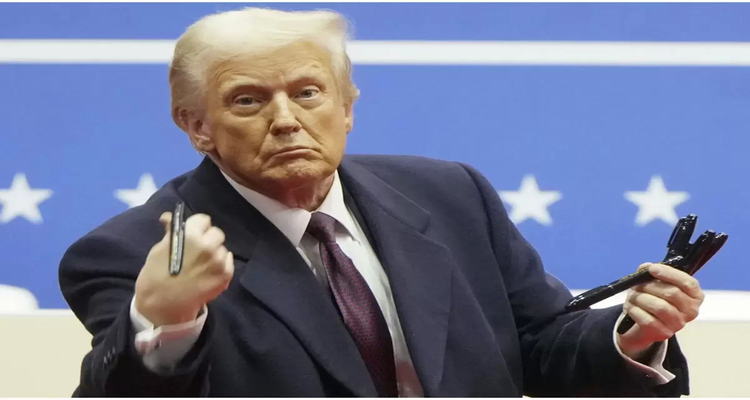 ইংরেজিকে যুক্তরাষ্ট্রের সরকারি ভাষা ঘোষণা, ট্রাম্পের নির্বাহী আদেশ