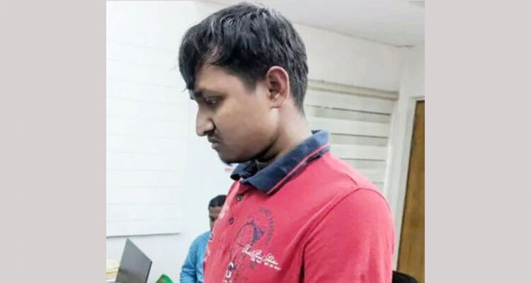 রেপ ও ডেথ থ্রেটের কথা জানালেন ঢাবির সেই শিক্ষার্থী