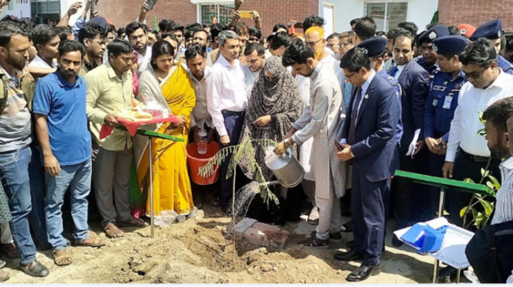 শহীদ আবরার ফাহাদ স্টেডিয়াম উদ্বোধন করলেন ক্রীড়া উপদেষ্টা আসিফ
