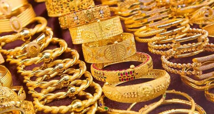 চার দফা বাড়ার পর কমলো স্বর্ণের দাম