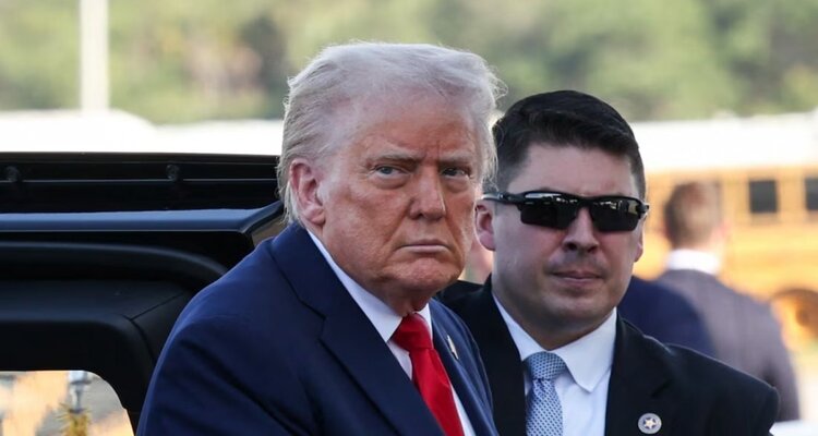 ট্রাম্প প্রশাসনের বিরুদ্ধে আদালত অবমাননার অভিযোগ দায়ের করার হুঁশিয়ারি