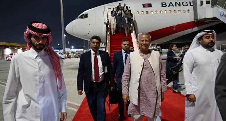 কাতারে ড. মুহাম্মদ ইউনূসকে লালগালিচা সংবর্ধনা