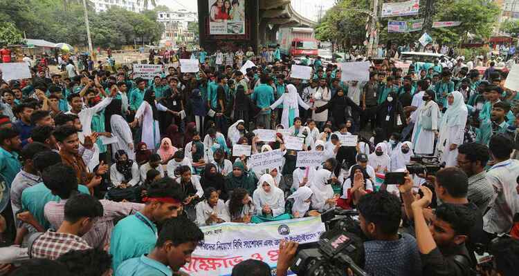 আন্দোলন স্থগিতের ঘোষণা প্রত্যাহার করলেন কারিগরি শিক্ষার্থীরা