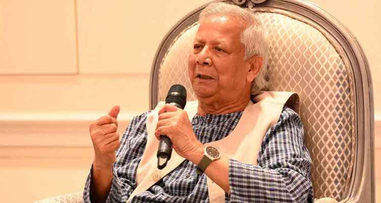 প্রবাসীদের সহযোগিতায় দেশের অর্থনীতি ঘুরে দাঁড়িয়েছে: প্রধান উপদেষ্টা