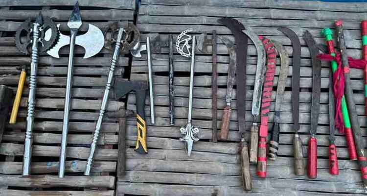 ডিজের তালে অস্ত্র নিয়ে উল্লাস, ‘ডেঞ্জার গ্যাংয়ের’ ১৬ সদস্য গ্রেফতার