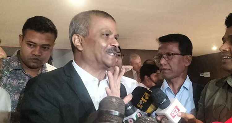 ইশরাকের গেজেট প্রকাশে মন্ত্রণালয়ের মতামতের অপেক্ষা করেনি ইসি: আইন উপদেষ্টা