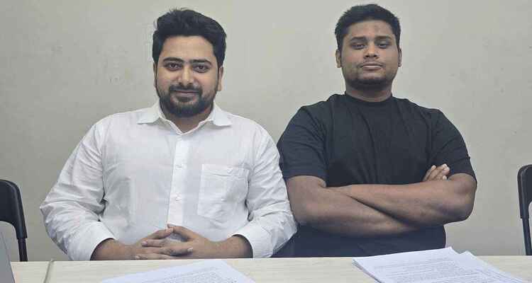 নাহিদকে ‘আগামীর প্রধানমন্ত্রী’ বললেন হাসনাত আব্দুল্লাহ