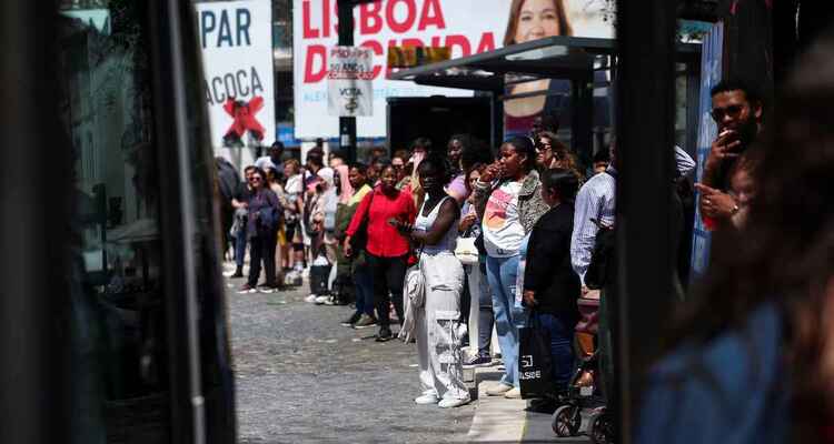 পর্তুগালে বিদ্যুৎ সরবরাহ স্বাভাবিক হতে লাগতে পারে এক সপ্তাহ