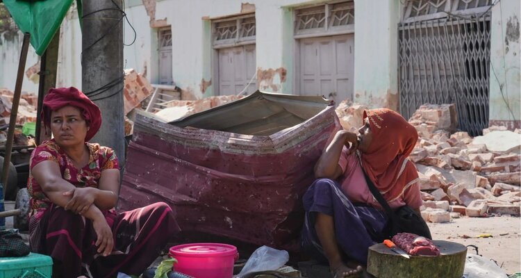 মিয়ানমারে ভূমিকম্পে বেঁচে যাওয়াদের তীব্র খাদ্য ও আশ্রয় সংকট