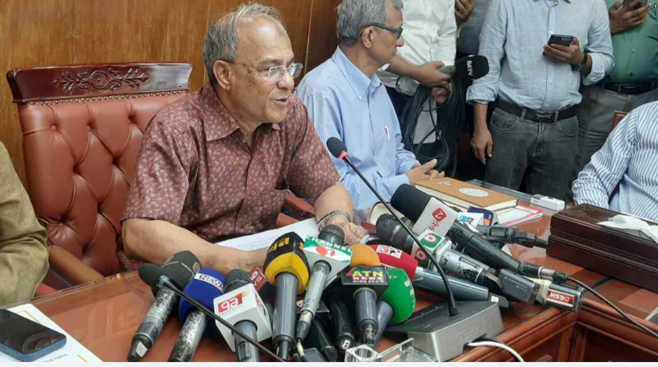 নববর্ষ সামনে রেখে নিরাপত্তা বাড়ানো হচ্ছে : স্বরাষ্ট্র উপদেষ্টা