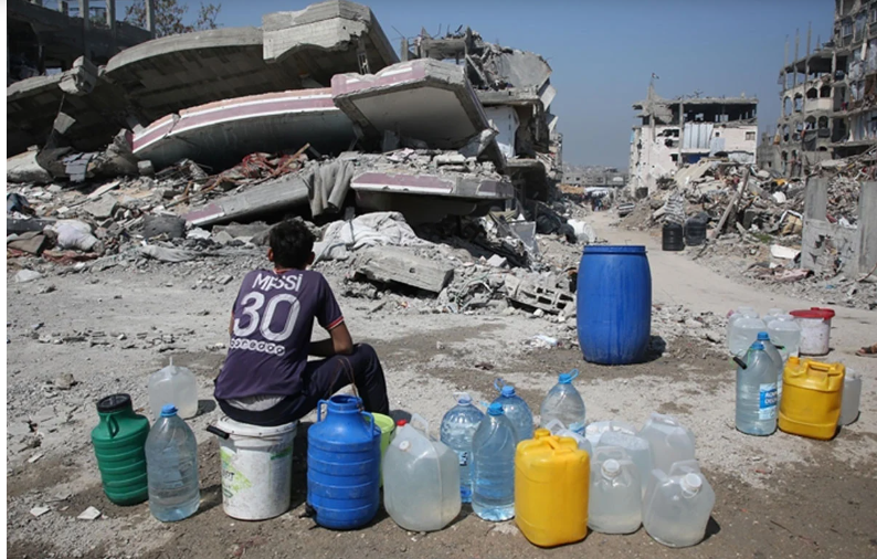 ৭০ শতাংশ পানি সরবরাহ বন্ধ, ভয়াবহ সংকটে গাজা