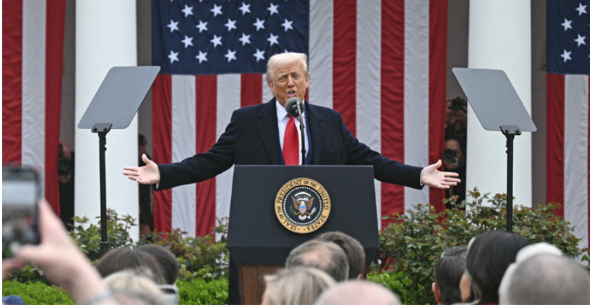 ট্রাম্পের চড়া শুল্ক কার্যকরে দিশেহারা বিশ্ব