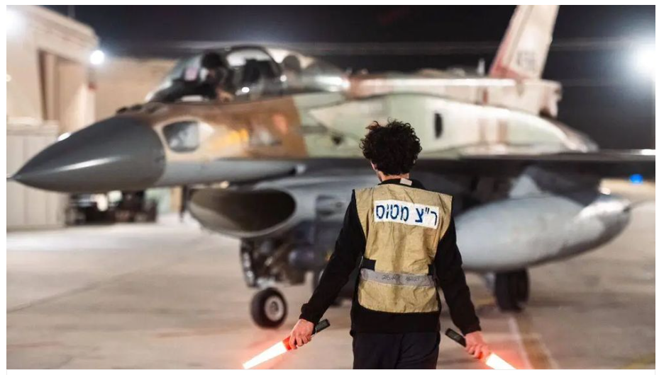 গাজায় অভিযানে আপত্তি, পাইলটসহ বিমানবাহিনীর ৯৭০ কর্মীকে বহিষ্কারের হুমকি