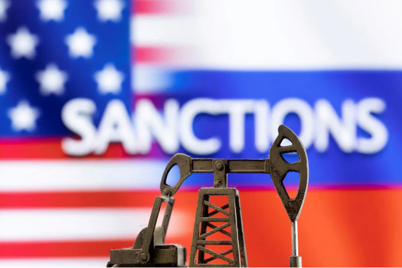 ইরানের সঙ্গে ব্যবসা, মার্কিন নিষেধাজ্ঞার কবলে দুবাইয়ের ভারতীয় ব্যবসায়ী