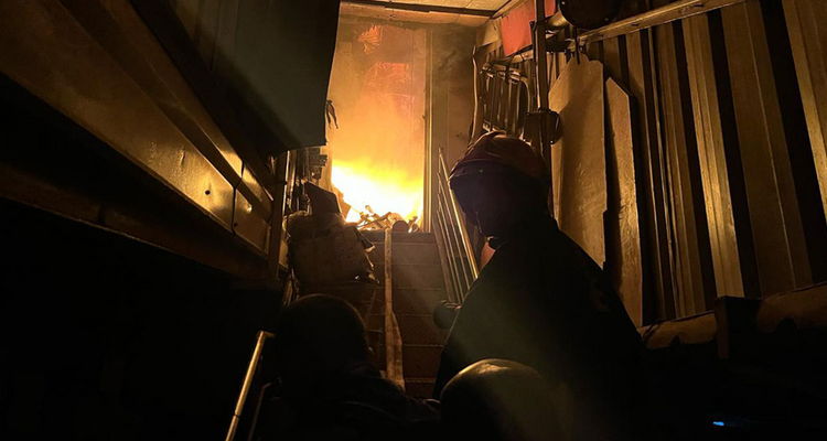 পল্টনে বহুতল ভবনের আগুন নিয়ন্ত্রণে