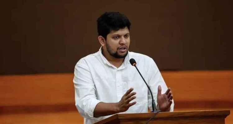 একটি দলের ওপর বেশি ভরসা করে অশ্বডিম্ব পেয়েছি: মাহফুজ আলম