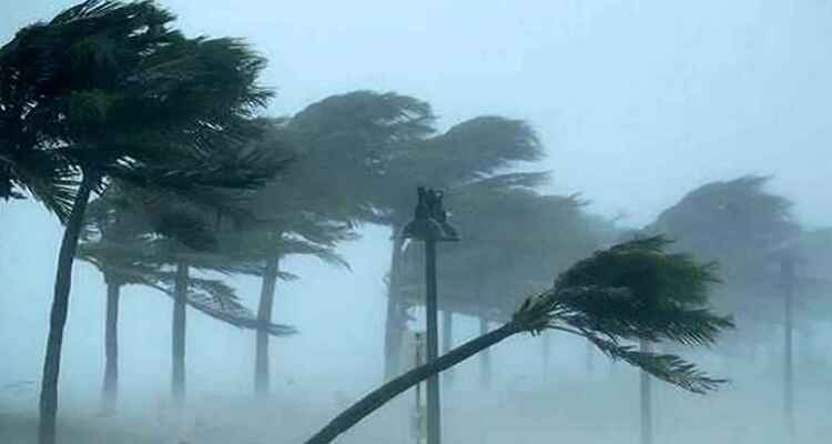 ঢাকাসহ ১২ অঞ্চলে রাতের মধ্যে ৬০ কিমি বেগে ঝড়ের আশঙ্কা