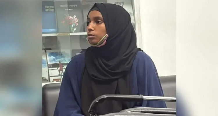 বনানীতে পারভেজ হত্যার ঘটনায় আলোচিত টিনা গ্রেফতার