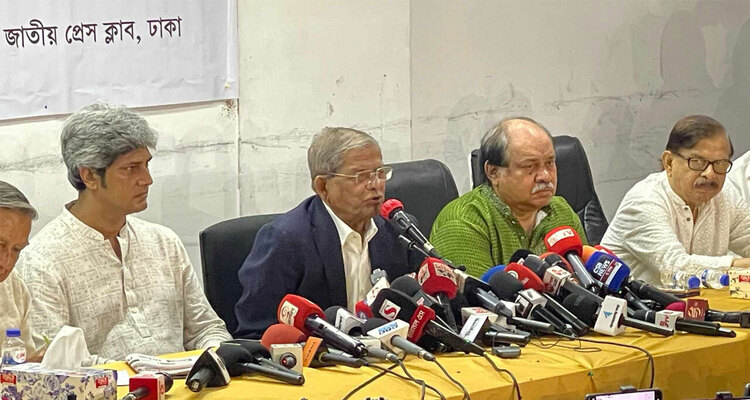 বিএনপি আমলে সাংবাদিকের ওপর নির্যাতন কম হতো : মির্জা ফখরুল