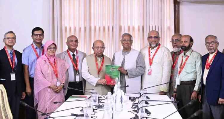 স্বাস্থ্য সংস্কার কমিশনের সুপারিশ দ্রুত বাস্তবায়নের নির্দেশ