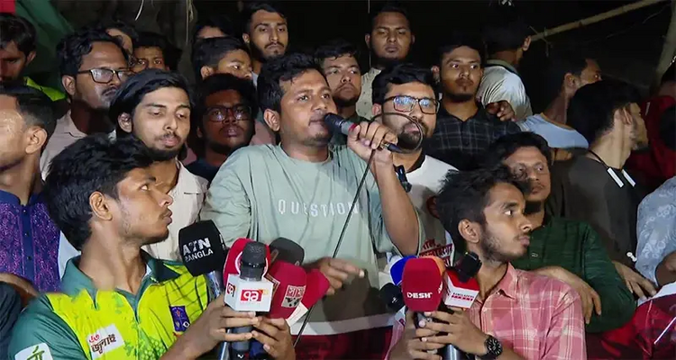 উপদেষ্টা পরিষদ পুনর্গঠনের দাবি জুলাই ঐক্যের