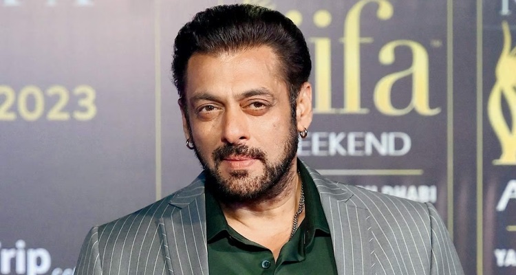 বিশেষ নিরাপত্তায় থাকা সালমানের বাড়িতে যুবকের হানা