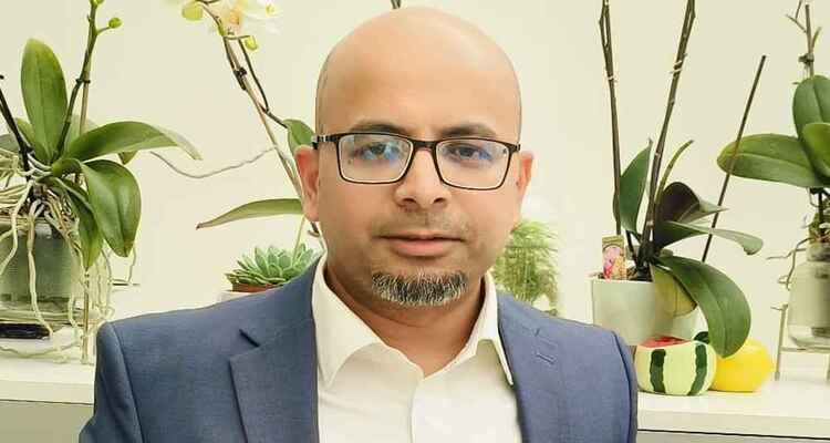 ফয়েজ আহমদ তৈয়্যব: ‘প্রধান উপদেষ্টা পদত্যাগ করবেন না’ স্ট্যাটাস আমার ব্যক্তিগত মতামত