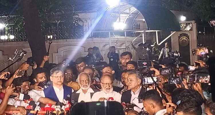 তিন ‘বিতর্কিত’ উপদেষ্টার পদত্যাগ চেয়েছে বিএনপি