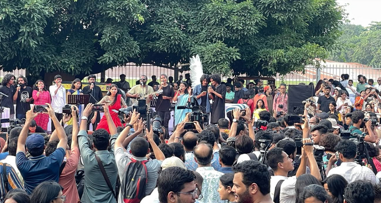 জাতীয় সংগীত গেয়ে শুরু ‘নারীর ডাকে মৈত্রীযাত্রা’